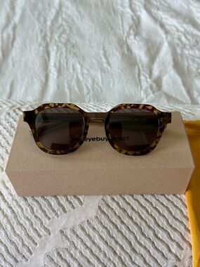Tortoiseshell Round Women's Sunglasses - Brown Lenses